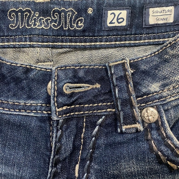 Miss Me Jeans - Picture 6 of 8